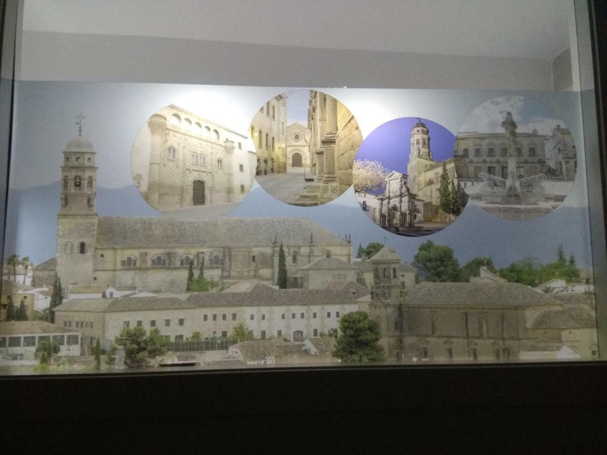 Cerro Del Alcazar Appartement Baeza Buitenkant foto